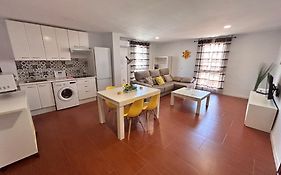 Apartamentos Empul Tunidos House